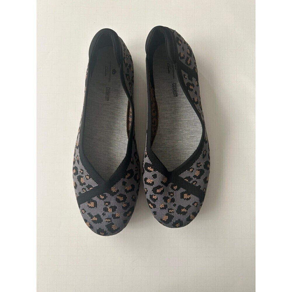Clarks CloudSteppers Carly Wish Black Gray Knit Slip-On Flat Comfort Shoes sz8.5